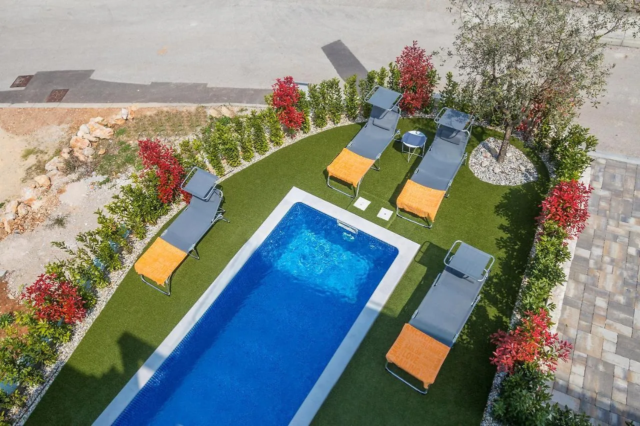 Villa Antonela مالينسكا